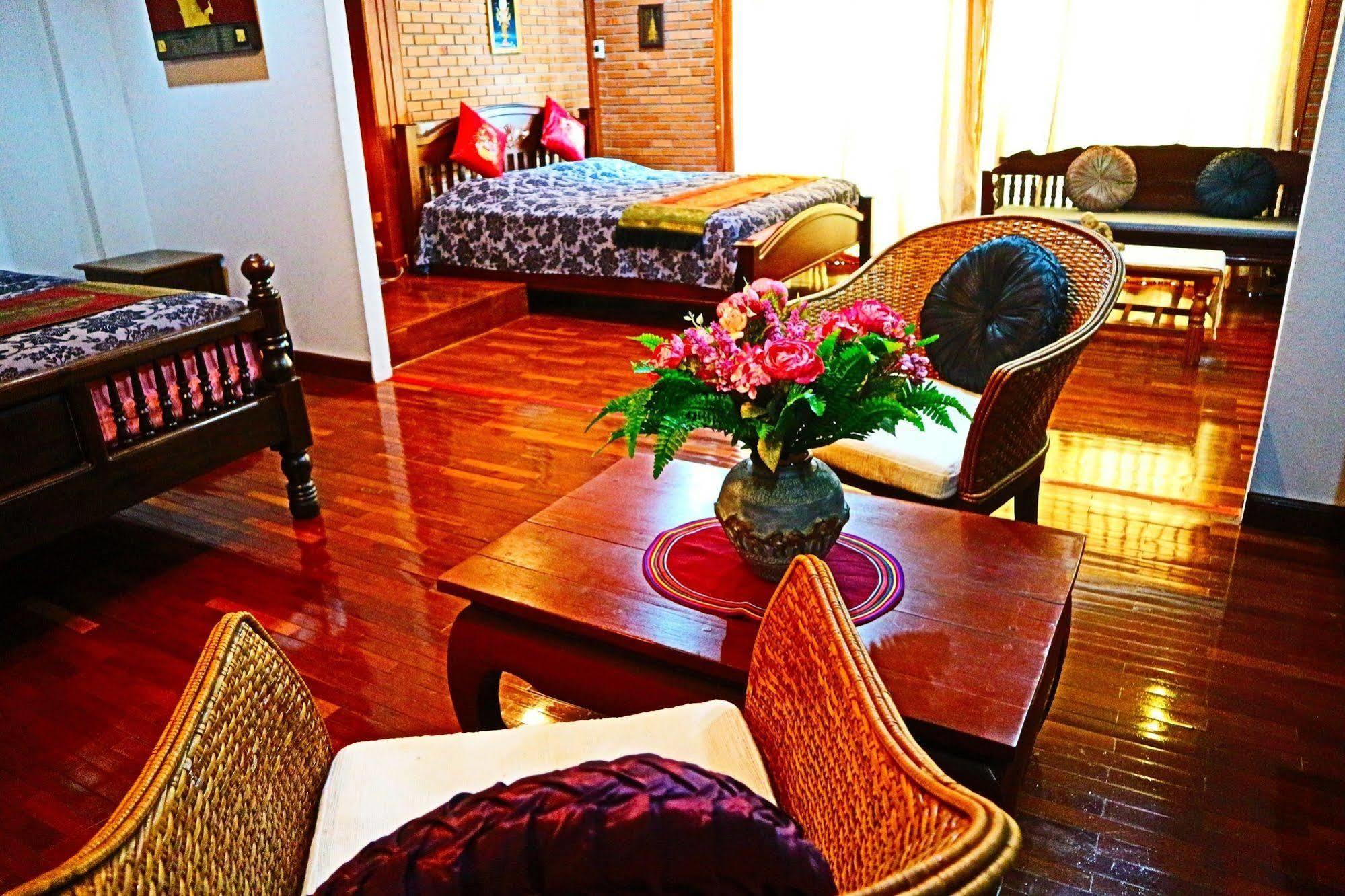 Mirrisa Nimman Hotel Chiang Mai Luaran gambar